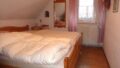 Schlafzimmer DG