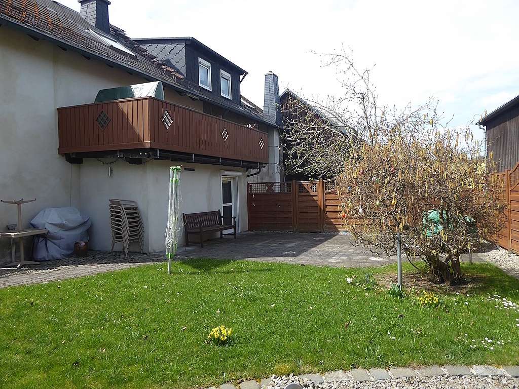 Ansicht mit Garten