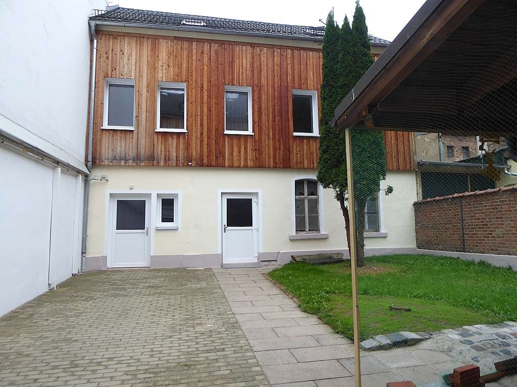Hinterhaus mit Gartenfläche