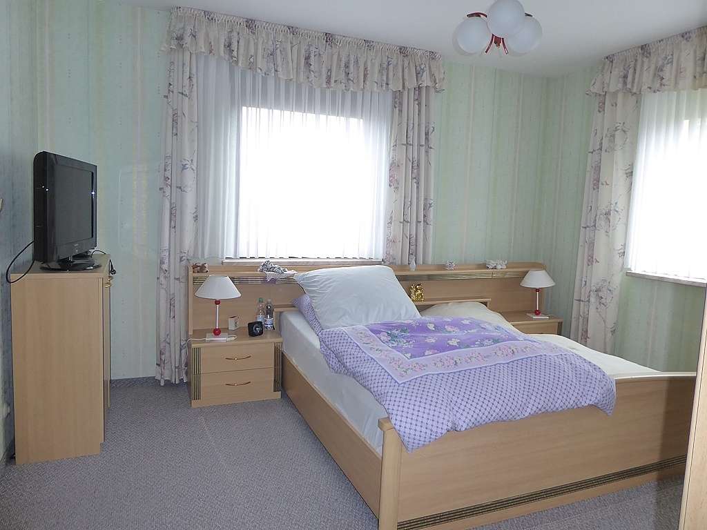 Schlafzimmer EG