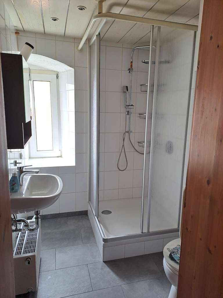 Duschbad EG